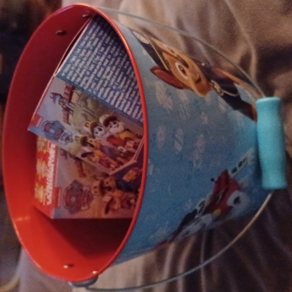 Paw Patrol Metal Pail, 2 Blind Boxes and 3 Puppies 🐶 - Picture 9 of 9